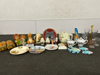 PAINTED WOODEN DUTCH CLOGS, INTERVTED CERAMIC WOLF SCULPTURE, DECORATIVE PLATES AND MORE