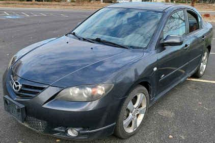 2005 MAZDA 3 - MANUAL!