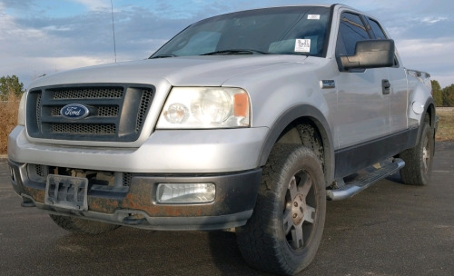 2004 FORD F-150 - 4X4!