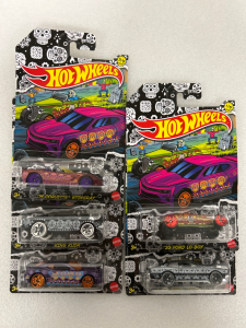 (5) COLLECTIBLE HOT WHEELS