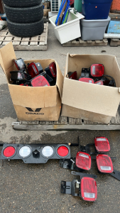 PALLET OF SEMI- TRUCK GROTE LIGHTS