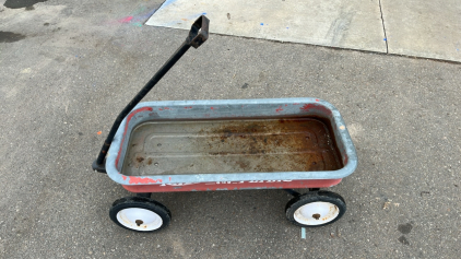 RED WAGON RADIO FLYER