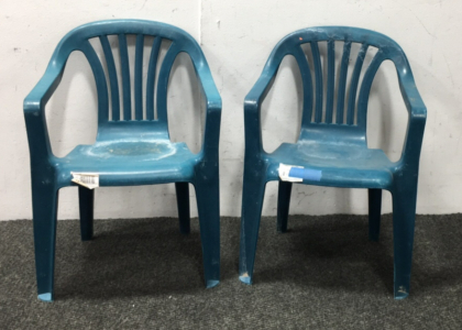 (2) Children Patio Chairs