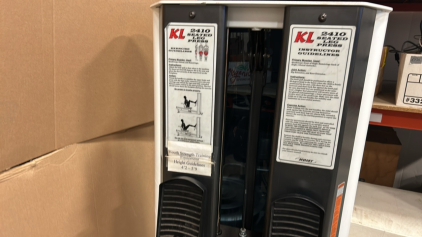 Hoist Fitness Systems Seated Leg Press