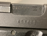 GLOCK 23 .40 S&W PISTOL WITH MAGAZINE— ABX499 - 10