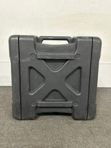 HEAVY DUTY SKB LOCKING HARD CASE 22x23