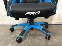 AK RACING PRO GAMING ROLLING CHAIR - 2