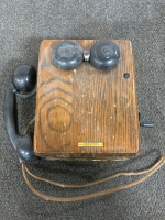 KELLOGG SWITCHBOARD & SUPPLY CO RINGER BOX AND PHONE