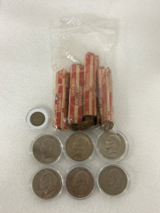 (4) ROLLS OF VINTAGE WHEATBACK PENNIES MINTED BETWEEN 1909- 1958, 1883 NO CENTS V NICKEL, AND (6) EISENHOWER DOLLAR COINS