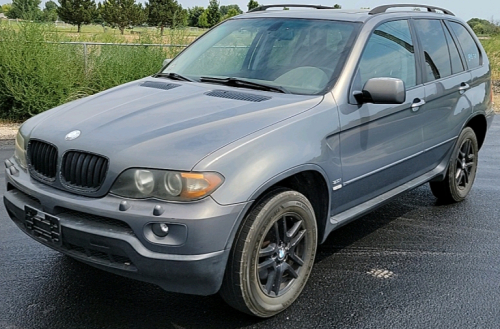 2006 BMW X5 - AWD!