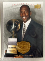 (9) MICHAEL JORDAN SBASKETBALL CARDS - 7