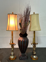 PAIR OF MATCHING LAMPS (BOTH WORKING CONDITION) AND METAL VASE DECOR