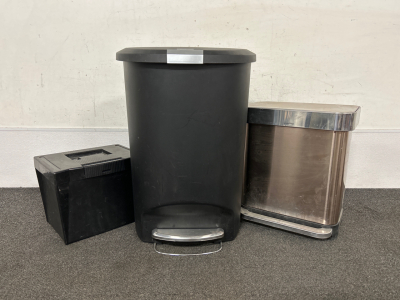 (2) TRASHCANS AND PLASTIC STORAGE BOX