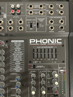 PHONIC POWERPOD 1860 POWERED MIXER- SHOWS SIGNS THAT IT POWERS ON BUT NO POWER CORD INCLUDED - 4