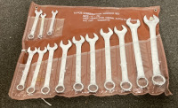 SET OF (5) DROP FORGED HAMMERS, (1) ALVIN 961 A PRECISION DRAWING SET, (1) 14PCS COMBINATION WRENCH SET (MISSING 1 PIECE), (4) MASTER LOCK PATENTED LOCKING LEVERS, AND MORE - 3