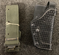 (16) RNDS 5.56 AMMO IN PMAG 30 RND. AR MAGAZINE, HAND GUARDS, RAILS, AMMO BELTS WITH STARTER TABS, PISTOL HOLSTER AND MILITARY BELT - 5