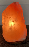 (2) HIMALAYAN PINK SALT LAMPS. (1) WORKS AND (1) NEEDS A BULB - 3