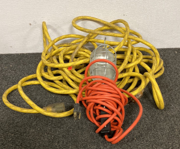 (1) LARGE YELLOW EXTENTION CORD WITH (1) ORANGE EXTENDED WORK LIGHT