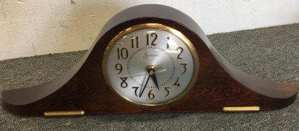 Vintage Sessions 1940's Self Starting Electric Mantle Clock