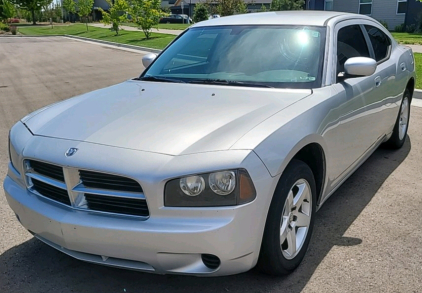 2010 DODGE CHARGER