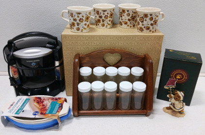 (1) Cape Craft 8" Wood Spice Rack W/10 Glass Jars (1) Black & Decker Automatic Jar Opener (1) Boyd's Bears Figurine & More!