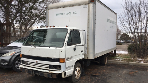 1994 ISUZU NPR BOX TRUCK - DIESEL!