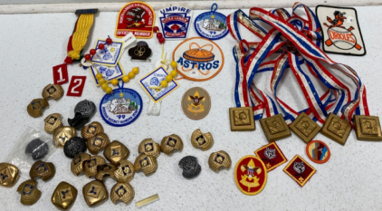 (30+) Assorted Boy Scout Patches and Memorabilia