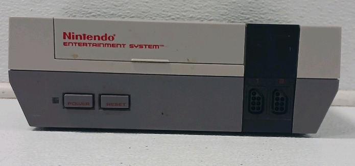 Vintage 1985 Nintendo