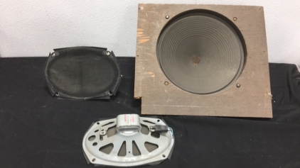 (2) Vintage Radio Speakers
