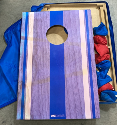 Wild Sports Cornhole Set