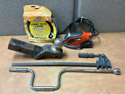 WORKING BLACK & DECKER SANDER/POLISHER, HITCH WITH 2 5/16” BALL, SWIVEL WRENCH, 20 GAUGE 6 STRAND GALVANIZED WIRE (LENGTH UNVERIFIED) AND CLAMP