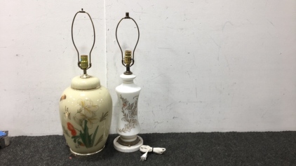 (2) Vintage End Table Lamps