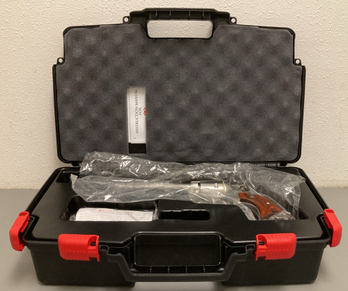 RUGER SUPER BLACKHAWK 44 MAGNUM REVOLVER WITH ORIGINAL CASE, LOCK AND MANUAL 89-23484
