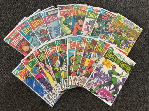 (19) DC- GREEN LANTERN COMIC BOOKS