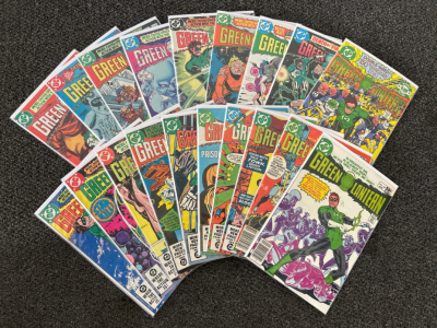 (19) DC- GREEN LANTERN COMIC BOOKS
