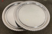 (2) LARGE PLASTIC SERVING TRAYS, (1) ROLL OF GOLDEN MESH FABRIC, (2) FAUX FLOWER BOUQUETS, (1) LIGHT DISPLAY (POWERS ON), AND MORE - 2