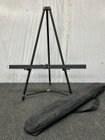 TABLETOP EASEL WITH CASE