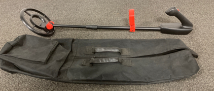 VIEWEE METAL DETECTOR WITH CASE