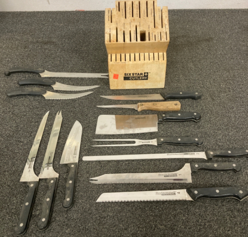 ASSORTED KITCHEN KNIVES, (8) SHOWTIME SIX STAR, (3) MIRACLE BLADE III, (1) MAXAM KNIFE, (1) BINER KNIFE, WITH KNIFE BLOCK