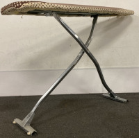 FLORAL METAL FOOT IRONING BOARD, WHITE HOOP SHOWER ROD - 3