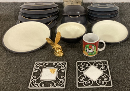 DENBY ENGLAND (15) PIECE PLATE AND BOWL SET, COW MUG, GOLD EAGLE DISPLAY, (2) PICTURE FRAMES