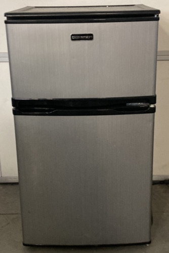 EMERSON MINI FRIDGE (19X33”) (TURNS ON)