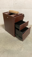 GITANA STORAGE PED 22”X15”X28” MAHOGANY. W/KEY