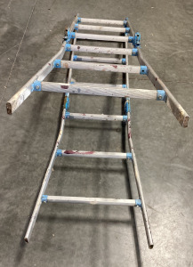 (1) LARGE 6 STEP METAL LATTER (16.5&rdquo;X76&rdquo;)