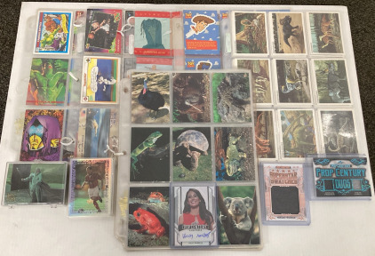 POP CENTURY, LORD OF THE RINGS, HULK, POCAHONTAS, TOY STORY AND MORE COLLECTOR CARDS