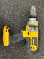 DEWALT RANDOM ORBIT PALM SANDER (WORKS), 1/2" DRILL (WORKS) AND A CORDLESS 1/2" DRILL (NO BATTERY) - 3