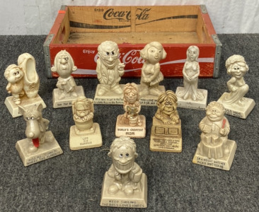 (12) VINTAGE RUSS BERRIE & CO FIGURINES IN VINTAGE COCA-COLA WOOD BOX
