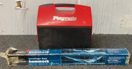 (1) MONTEGO BAY HAMMOCK (31&rdquo;X110&rdquo;) (WEIGHT LIMIT OF 225) WITH (1) PLAYMATE IGLOO COOLER