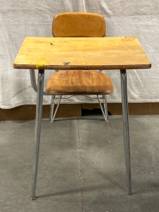 VINTAGE DESK