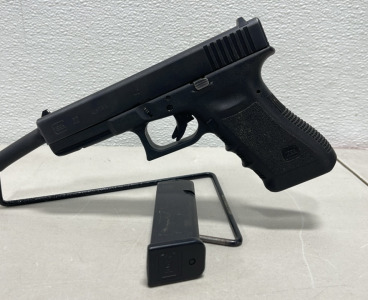 Glock 22, .40 Semi Automatic Pistol